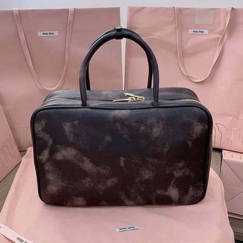速達発送ミュウミュウ 偽物 レザートップハンドルバッグ myi21738
