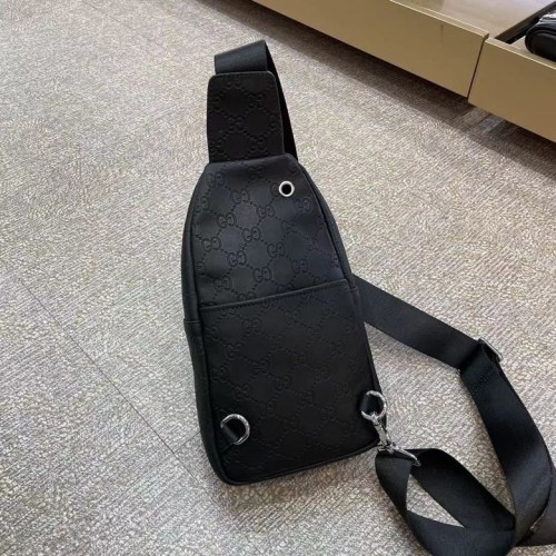目を惹くカラー グッチ メンズ ボディバッグ コピー