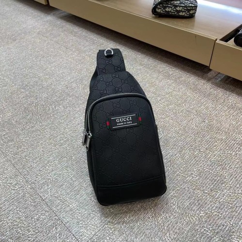 新色登場☆ グッチ メンズ ボディバッグ 偽物