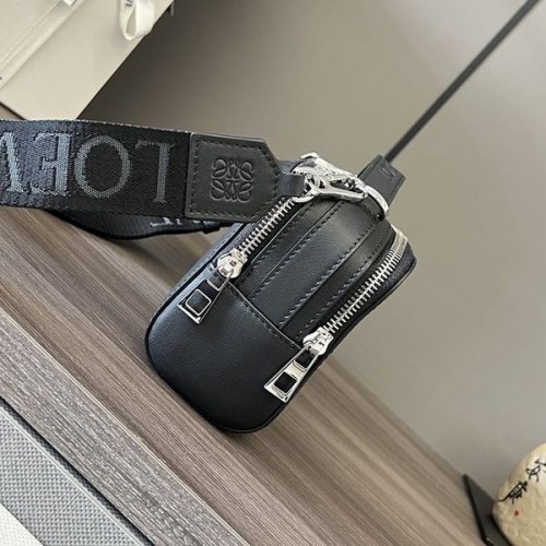 可愛い ロエベ カメラ クロスボディバック コピー ショルダーバッグ lov77223