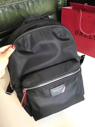 定番人気！バリー メンズ バックパック 偽物