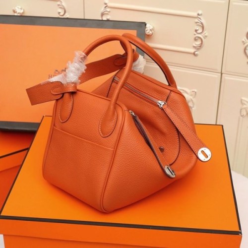 ★日本!!人気！エルメス リンディ26 ハンドバッグコピー シルバー金具he26124