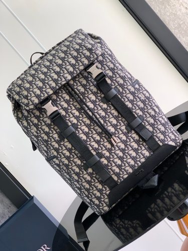 入手困難品！ディオール メンズ バックパック コピー 1ESBA170701YKY