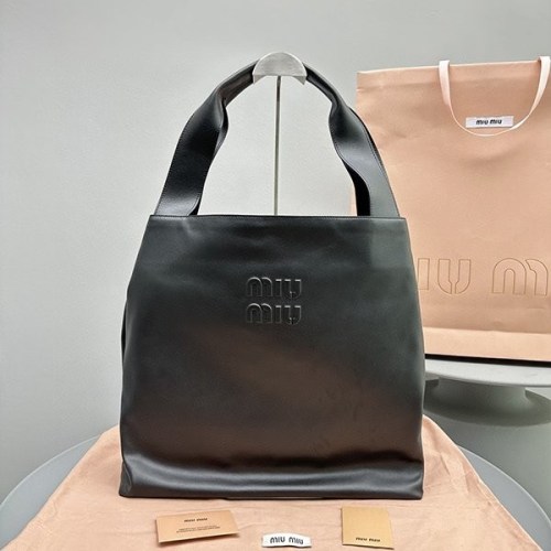 大人気定番ミュウミュウ レザー ハンドバッグ 偽物ブラックmyo22973