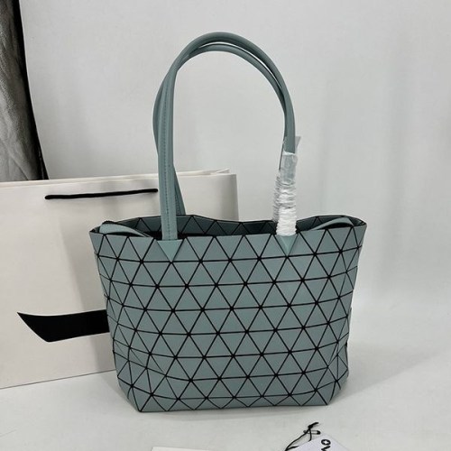 高級ブランドBAOBAO ISSEY コピー MIYAKE カルトン メタリック バッグ baz33941