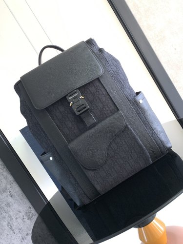 超希少！ ディオール メンズ バックパック スーパーコピー1ADBA143