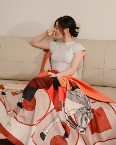 人気急上昇 他のブランド 2024新作 ブランケット 新居寝具用品