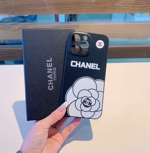完売必至 ★ シャネルiPhone ケース 全機種 販売