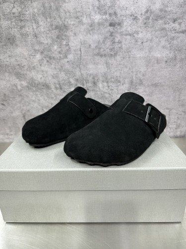 目を惹くカラー 2024新作 バレンシアガ サンダル-スリッパ 偽物